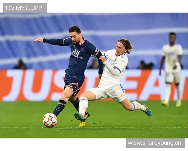 普利西奇坦言崇拜菲戈梅西赞叹莫德里奇训练的神奇魅力