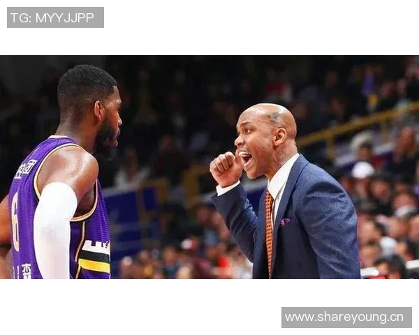 奥科吉盛赞谢泼德自信心强大是成为优秀射手的关键因素 奥科吉盛赞谢泼德自信心强大是成为优秀射手的关键因素