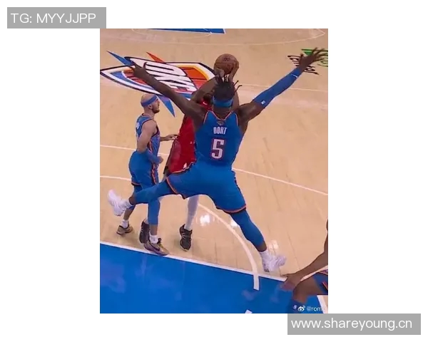 SGA巧妙造犯规杜兰特误判起跳时机展现篮球智慧