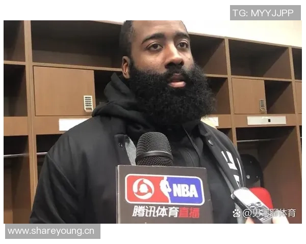 哈登晒世界杯用球合照引发中文译名三重浪热潮