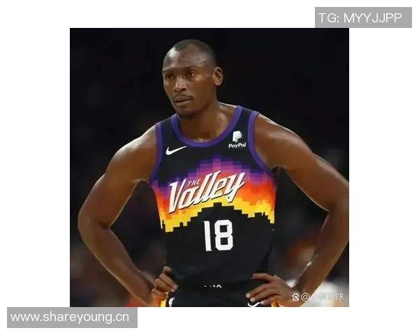 费尔顿强调艾顿应提升防守能力充分发挥其身材与运动优势 费尔顿强调艾顿应提升防守能力充分发挥其身材与运动优势