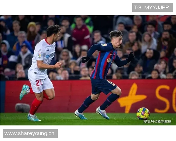 巴萨官方宣布因塞维利亚机场大雾航班延误一小时球队行程受影响