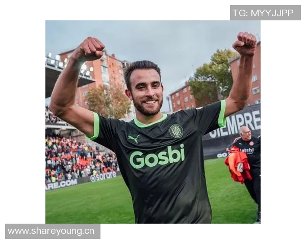 巴萨官方宣布埃里克加西亚鼻骨骨折恢复情况决定复出时间