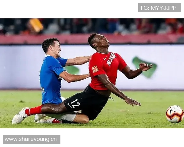 弗拉格盛赞华盛顿全力以赴的拼搏精神与默契合作