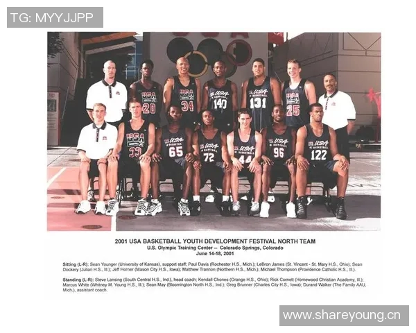 他以2米36的惊人高度轻松扣篮创下美国大学篮球历史新纪录 他以2米36的惊人高度轻松扣篮创下美国大学篮球历史新纪录