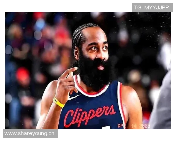 可爱哈登调皮捏捏我不让你在这里安静入睡哦