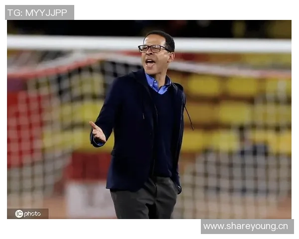 前狼队主帅加里奥尼尔正式接任斯特拉斯堡主教练职务