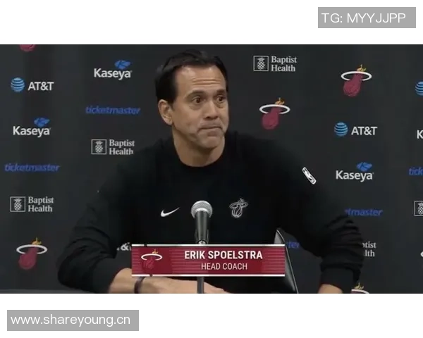 斯波力挺约维奇尽管投篮失准依然展现重要价值与自信心不减 斯波力挺约维奇尽管投篮失准依然展现重要价值与自信心不减