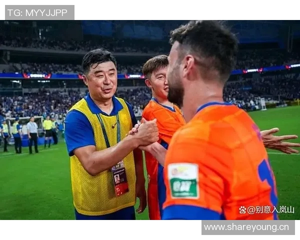 韩鹏谈争金靴:1500分的追求激励我不断前行 韩鹏谈争金靴:1500分的追求激励我不断前行