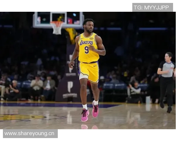 布朗尼G联盟首秀表现出色贡献15分4板8助蒂耶罗同样精彩砍下19分4板 布朗尼G联盟首秀表现出色贡献15分4板8助蒂耶罗同样精彩砍下19分4板